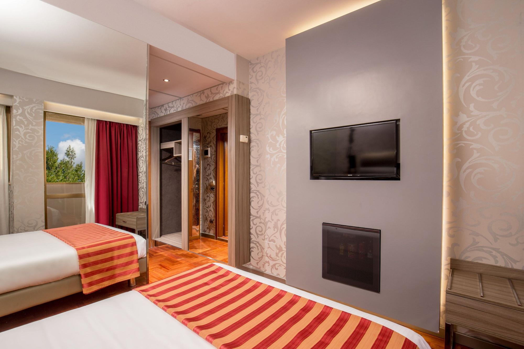Enea Hotel Помеция Экстерьер фото